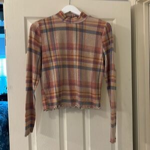 Adorable plaid cropped mock turtle neck